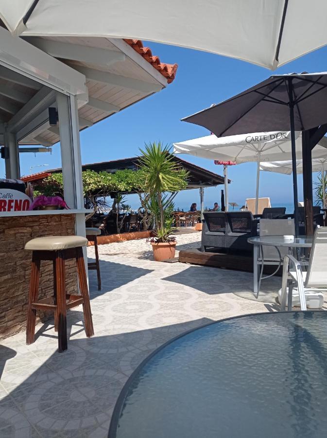 Ninos On The Beach Hotel Roda  Exterior foto