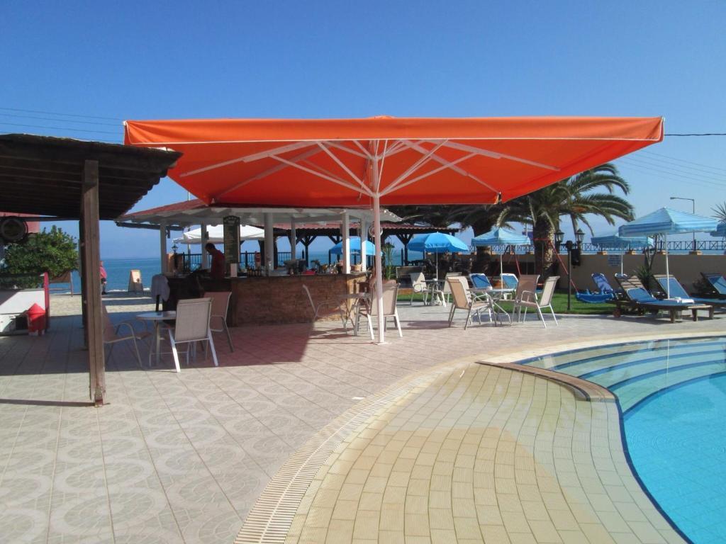 Ninos On The Beach Hotel Roda  Exterior foto