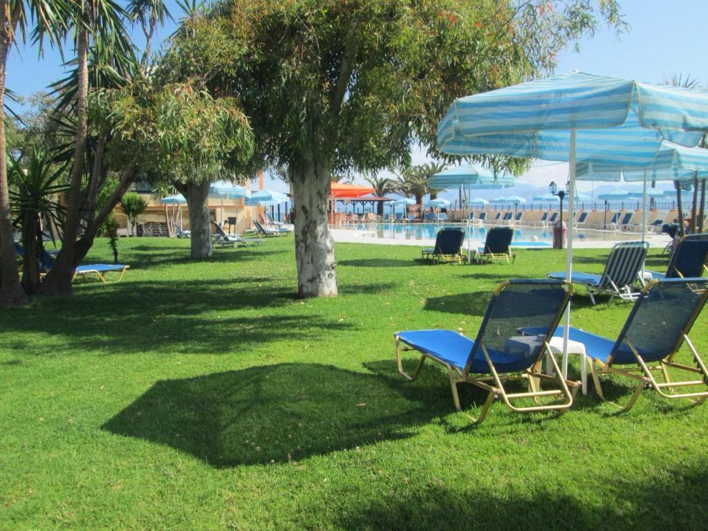 Ninos On The Beach Hotel Roda  Exterior foto