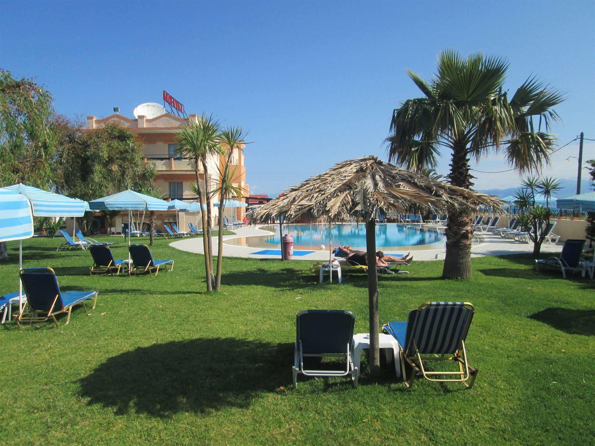 Ninos On The Beach Hotel Roda  Exterior foto