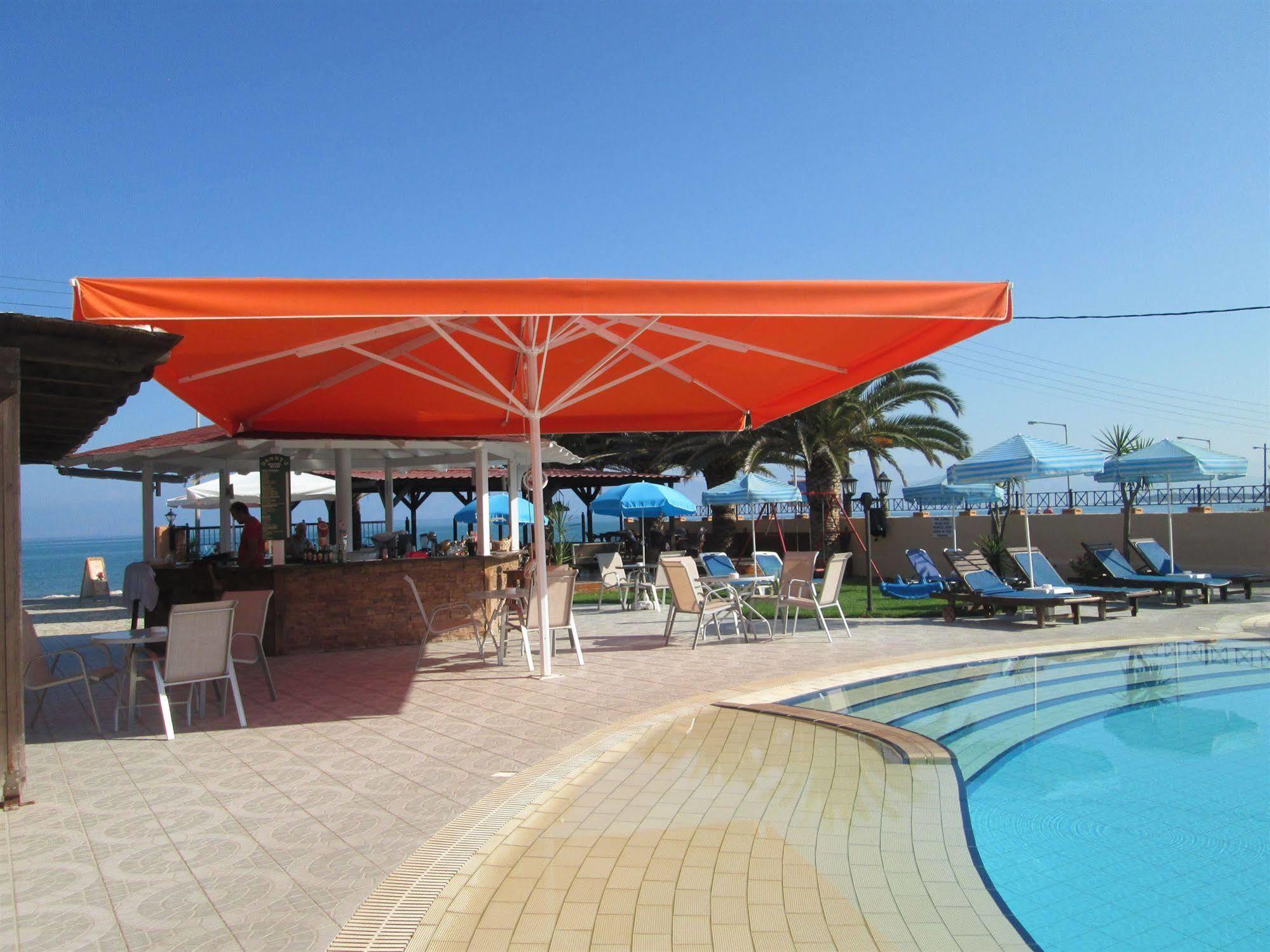 Ninos On The Beach Hotel Roda  Exterior foto